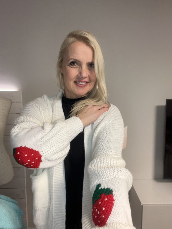 Fruchtige Strickjacke
